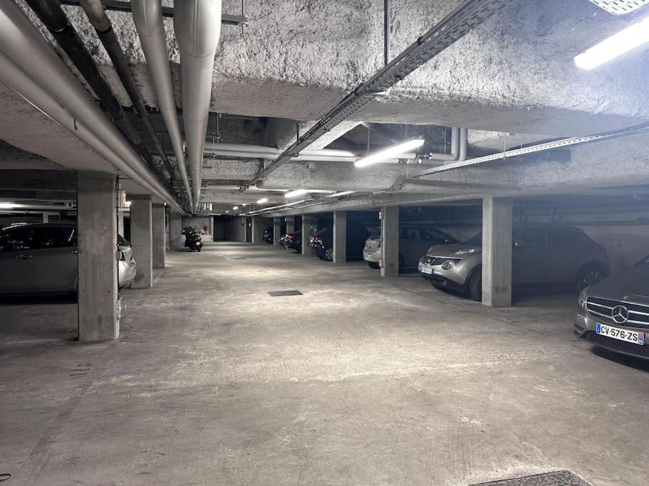 Grand Appt Proche Paris Parking Apartment Aubervilliers Exterior photo